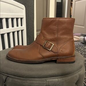 Clark’s Men's Brown Leather Ankle Boots